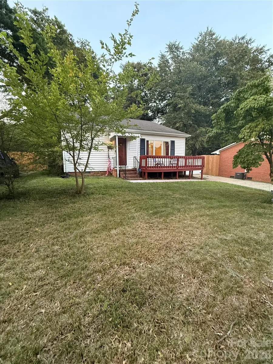 4220 Harvard Avenue, Greensboro, NC 27407 - #3