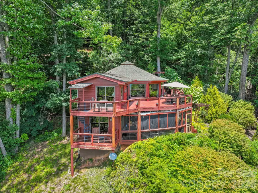 632 Dogwood Trail, Waynesville, NC 28786 - #2