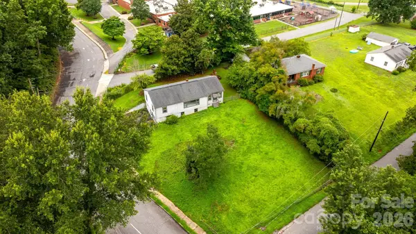101 Harris Drive #8 & 9, Morganton, NC 28655