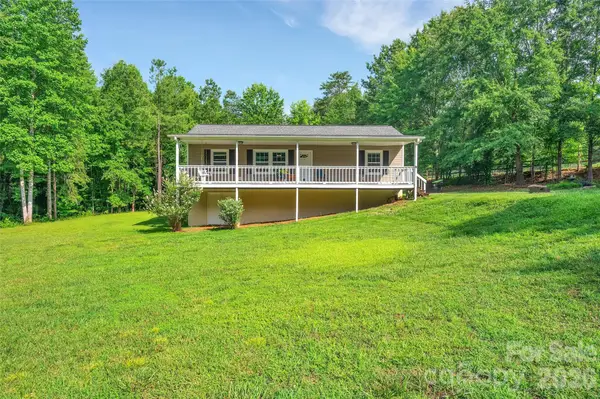 1095 E Prince Road, Landrum, SC 29356