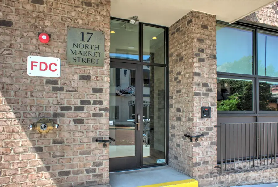 17 N Market Street #202, Asheville, NC 28801 - #3