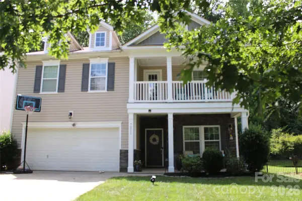 7211 Barefoot Forest Drive, Charlotte, NC 28269