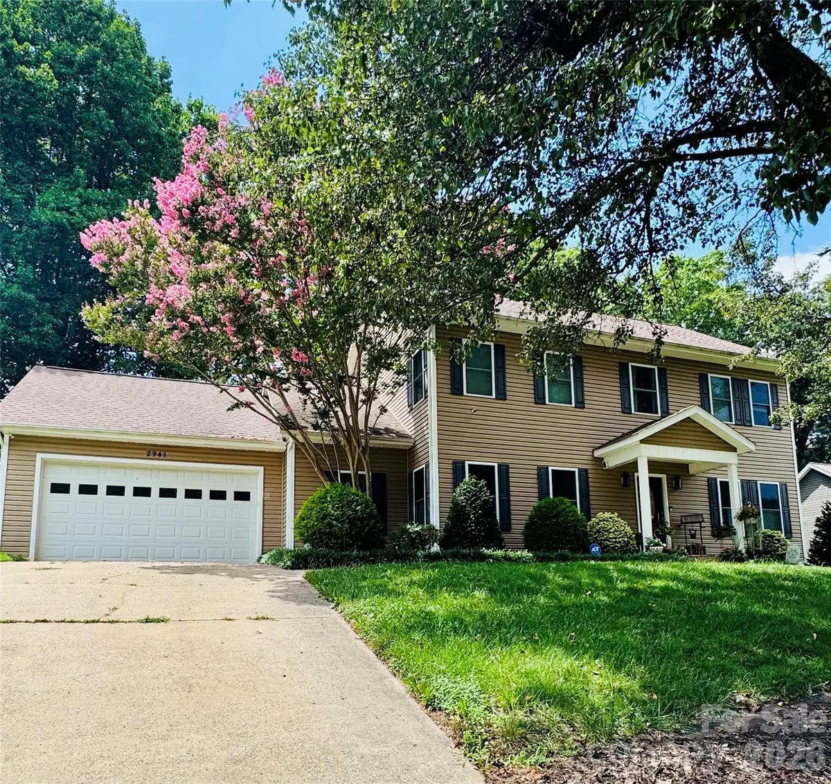 2941 8th Street Court Ne, Hickory, NC 28601 - #1