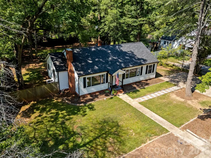 350 Jefferson Street E, York, SC 29745 - #3