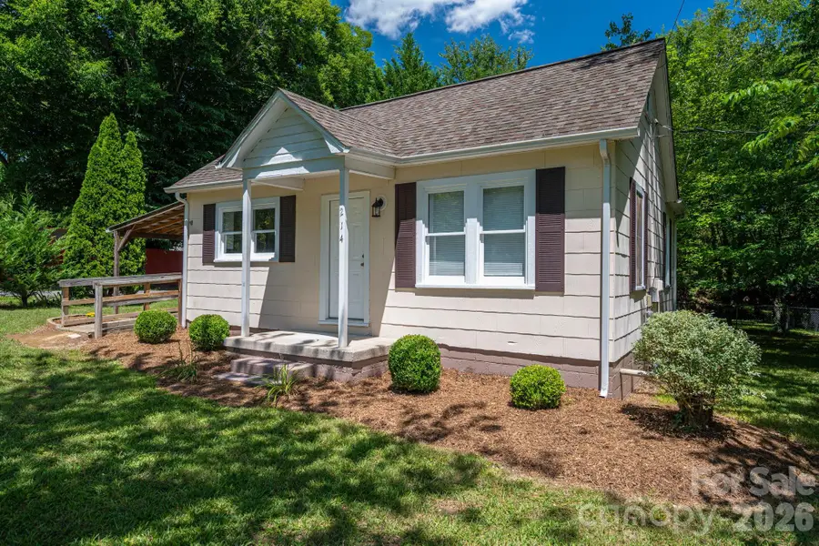214 23rd Street Nw, Hickory, NC 28601 - #2