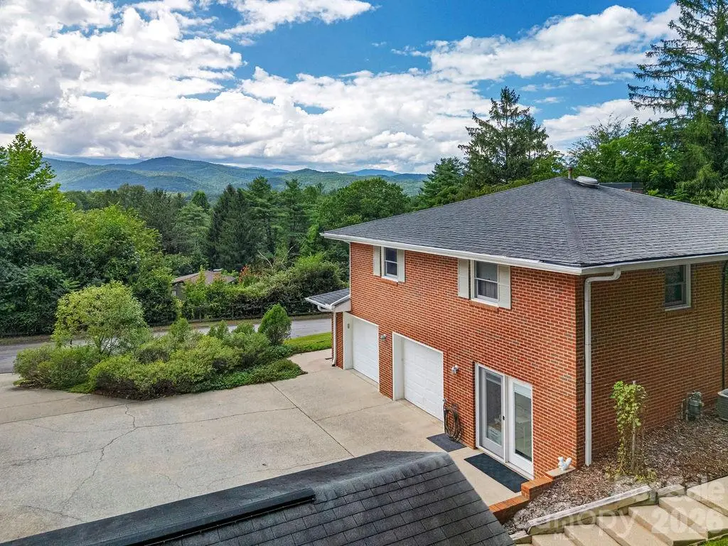 337 Delphia Drive, Brevard, NC 28712 - #1