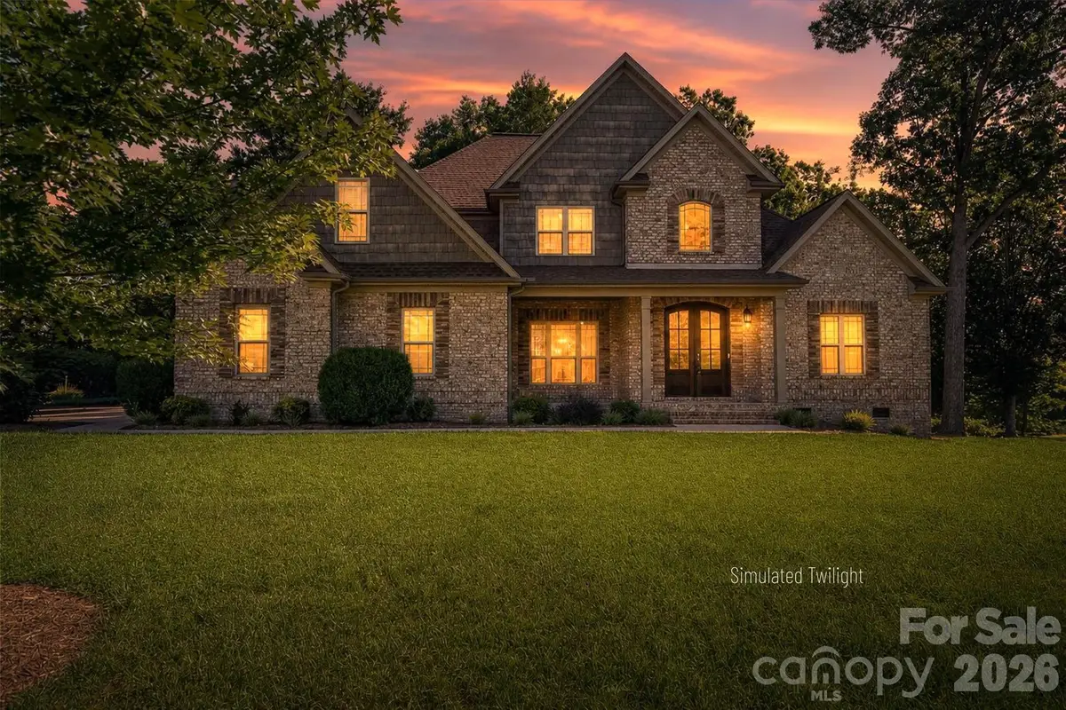 708 Players Ridge Road, Hickory, NC 28601 - #1