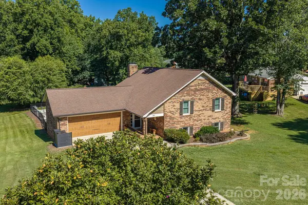 389 Caprice Circle, Lincolnton, NC 28092