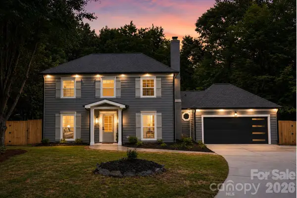 400 Hickok Court, Charlotte, NC 28270