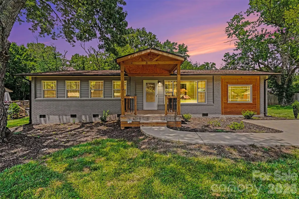 4219 Tipperary Place, Charlotte, NC 28215 - #1
