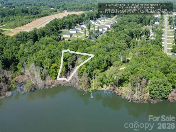 175 Northlake Drive, Statesville, NC 28677