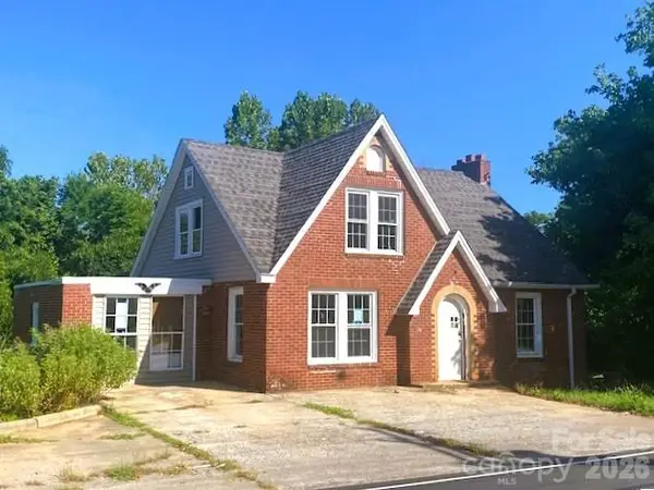 2689 Harris Henrietta Road, Mooresboro, NC 28114