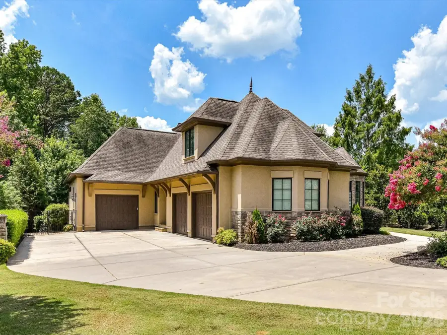8119 Skyecroft Commons Drive, Waxhaw, NC 28173 - #3