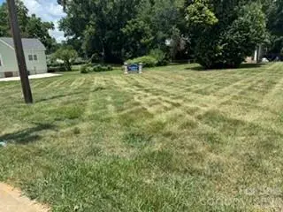120 S Hoskins Road, Charlotte, NC 28208 - #2
