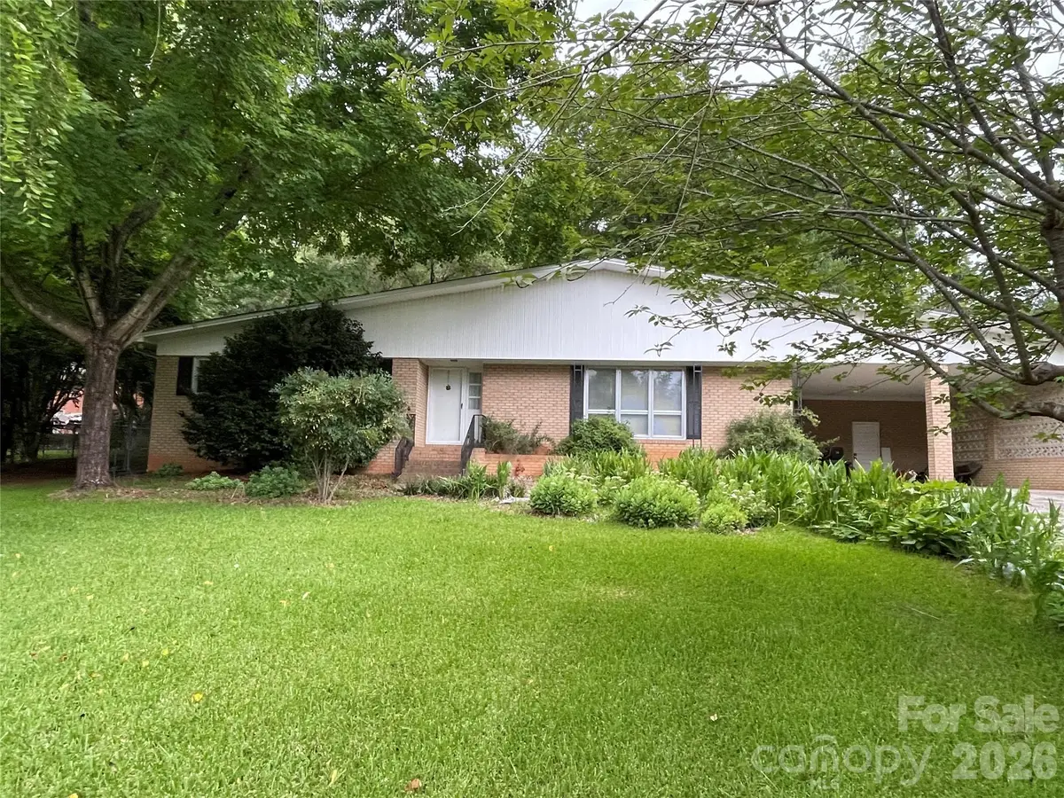 3209 Greenwood Park Circle, Albemarle, NC 28001 - #1