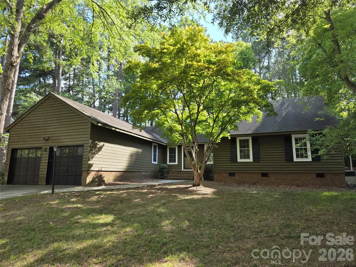8315 Park Vista Circle, Charlotte, NC 28226 - #1