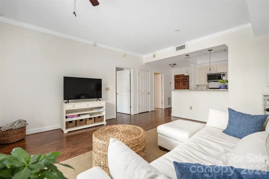 300 W 5th Street #419, Charlotte, NC 28202 - #3
