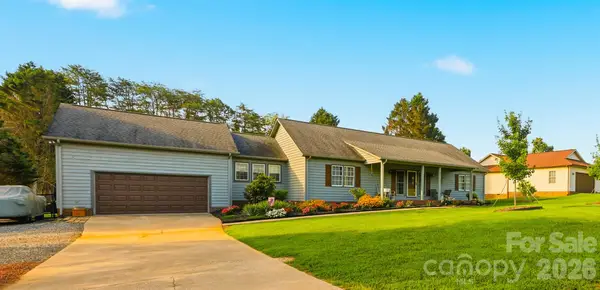 40 Candlewick Cove Drive, Taylorsville, NC 28681