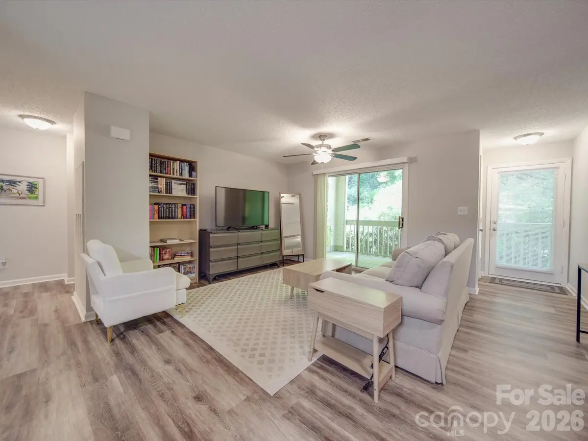1052 Churchill Downs Court #I, Charlotte, NC 28211 - #1