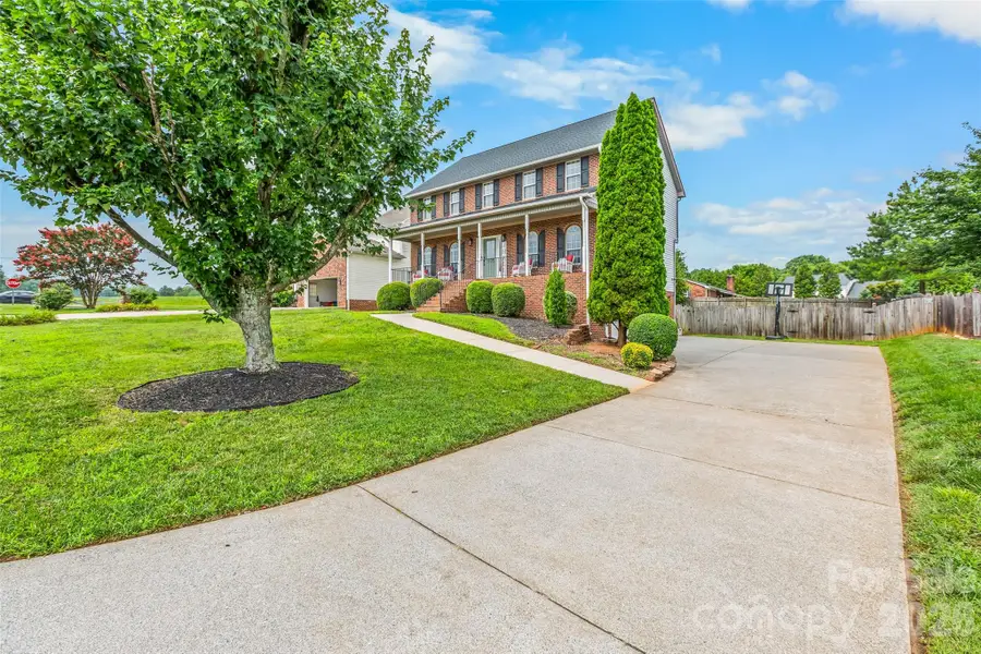 1005 Lisa Run Drive, Kernersville, NC 27284 - #2