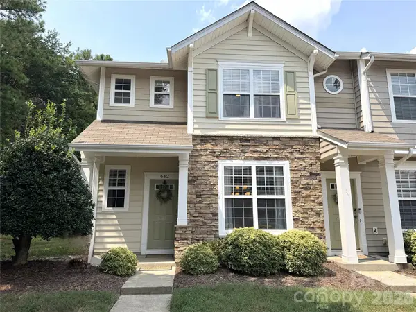 642 Brickdust Court, Fort Mill, SC 29708