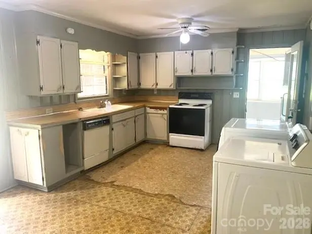 164 Lynch Street, Rutherfordton, NC 28139 - #3