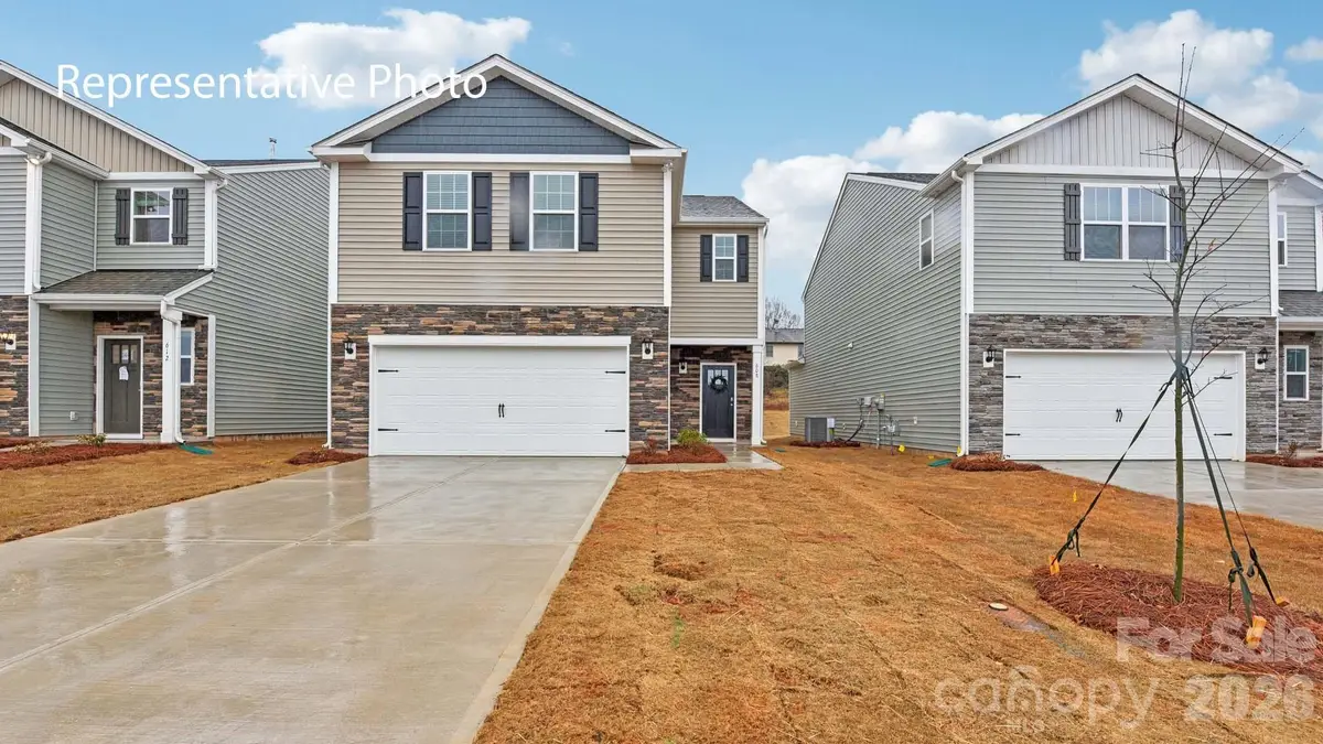 676 13th Avenue Drive Ne, Hickory, NC 28601 - #1