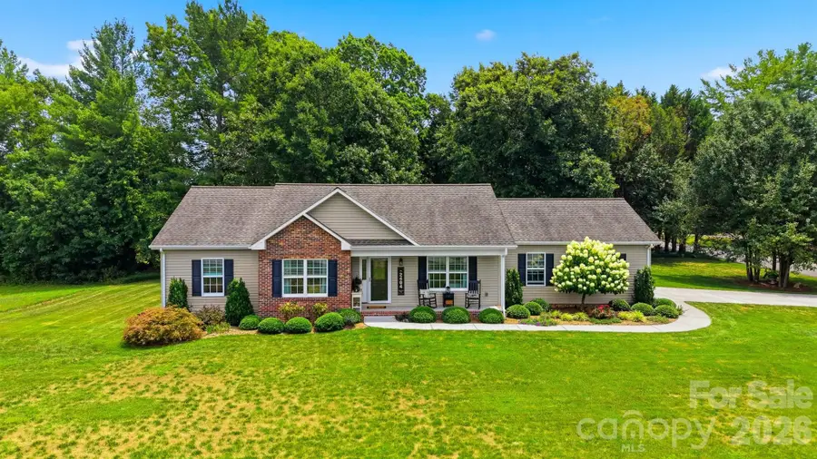 2404 23rd Street Drive Ne, Hickory, NC 28601 - #2