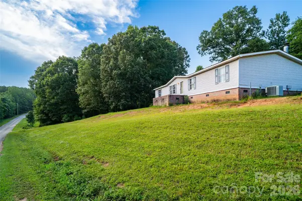 479 Mcdade Road, Tryon, NC 28782