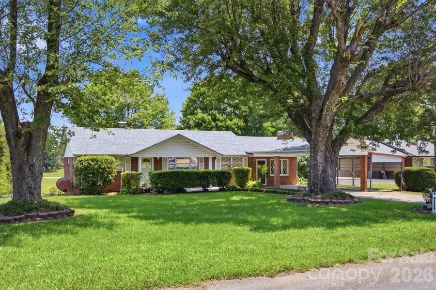 4110 Kendell Place, Hudson, NC 28638 - #2