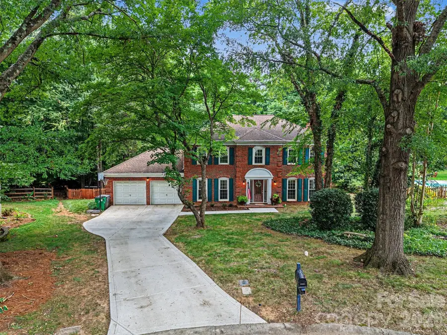 3108 Peregrine Court, Charlotte, NC 28269 - #2