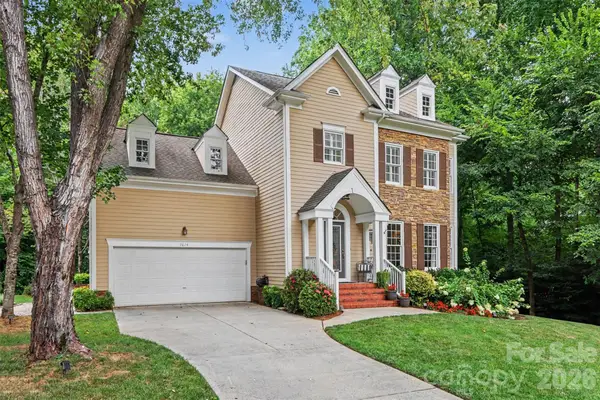 7814 Hollow Oaks Lane, Waxhaw, NC 28173