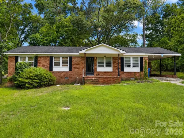 6109 Dandy Loop Road, Fayetteville, NC 28314