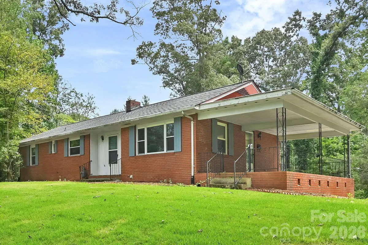 720 Mergans Lane, Hendersonville, NC 28791 - #1