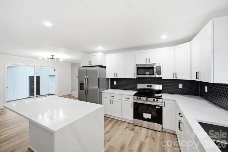 1453 Grovewood Drive, Charlotte, NC 28208 - #3