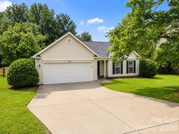 1828 Sugar Hollow Drive, Charlotte, NC 28214