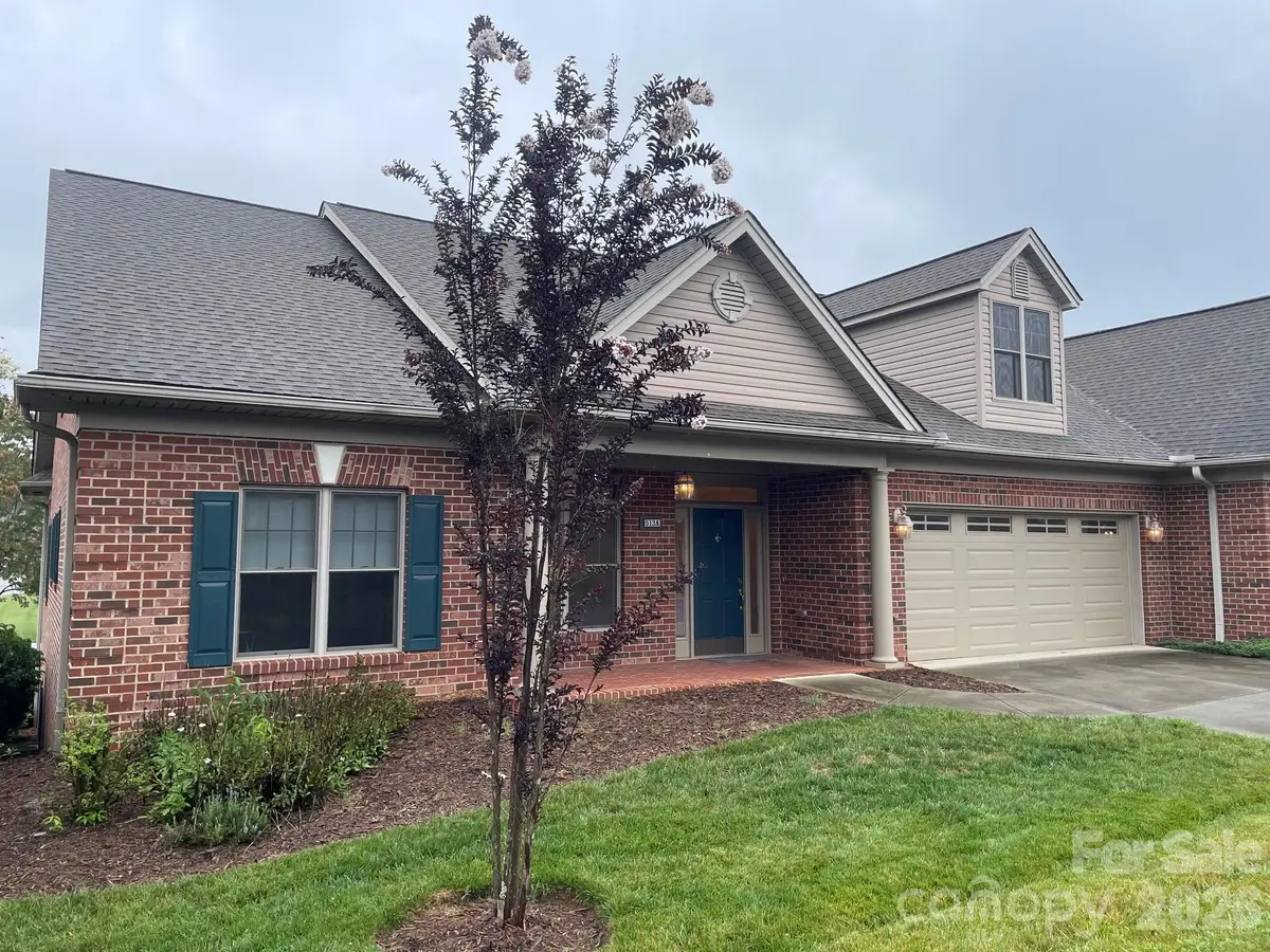 513 26th Avenue Ne, Hickory, NC 28601 - #1