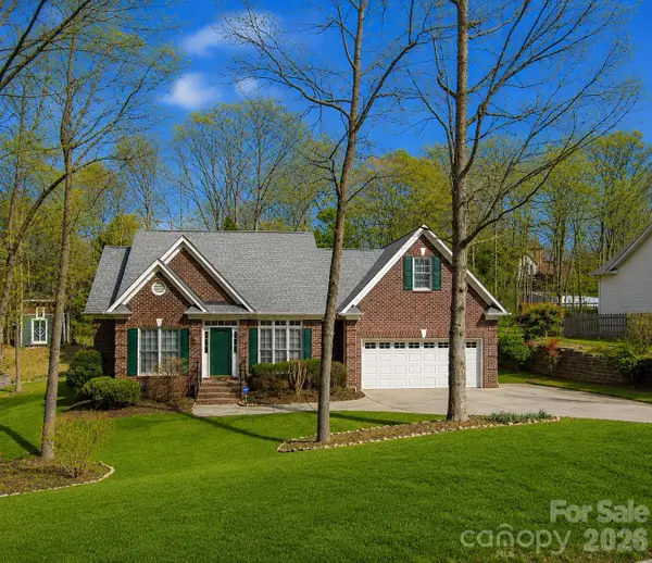 5385 Apple Glen Drive, Harrisburg, NC 28075
