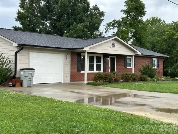 1807 Forest Hills Park Sw, Lenoir, NC 28645