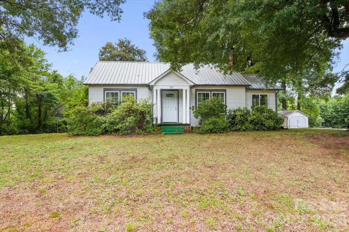 1751 W Nc 10 Highway, Newton, NC 28658 - #1