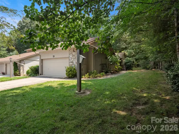 132 Cloverleaf Lane, Asheville, NC 28803