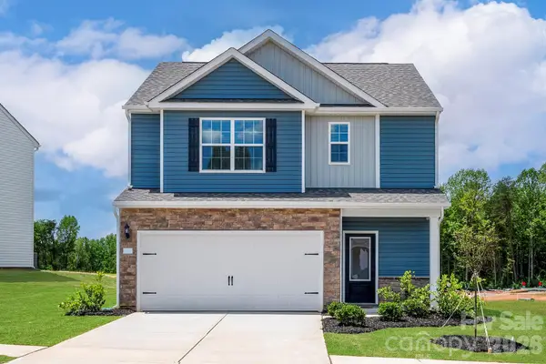 8118 Cravat Court, Charlotte, NC 28215