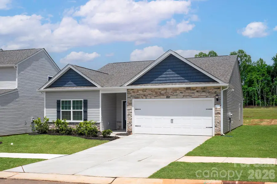 8121 Cravat Court, Charlotte, NC 28215 - #2
