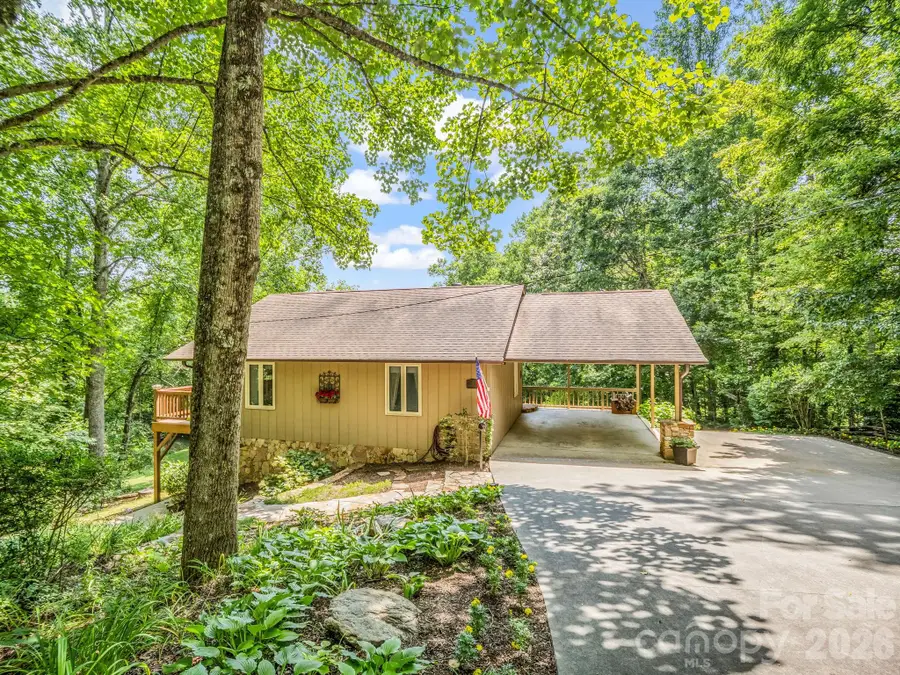 12 Chippewa Trail, Black Mountain, NC 28711 - #3