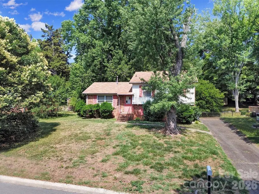 6010 Red Carriage Lane, Charlotte, NC 28212 - #2
