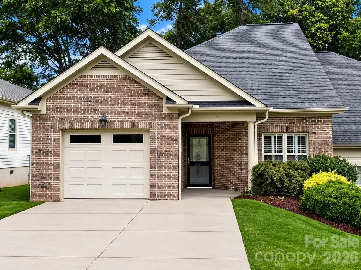 7 Shady Hollow Lane, Greer, SC 29651 - #1