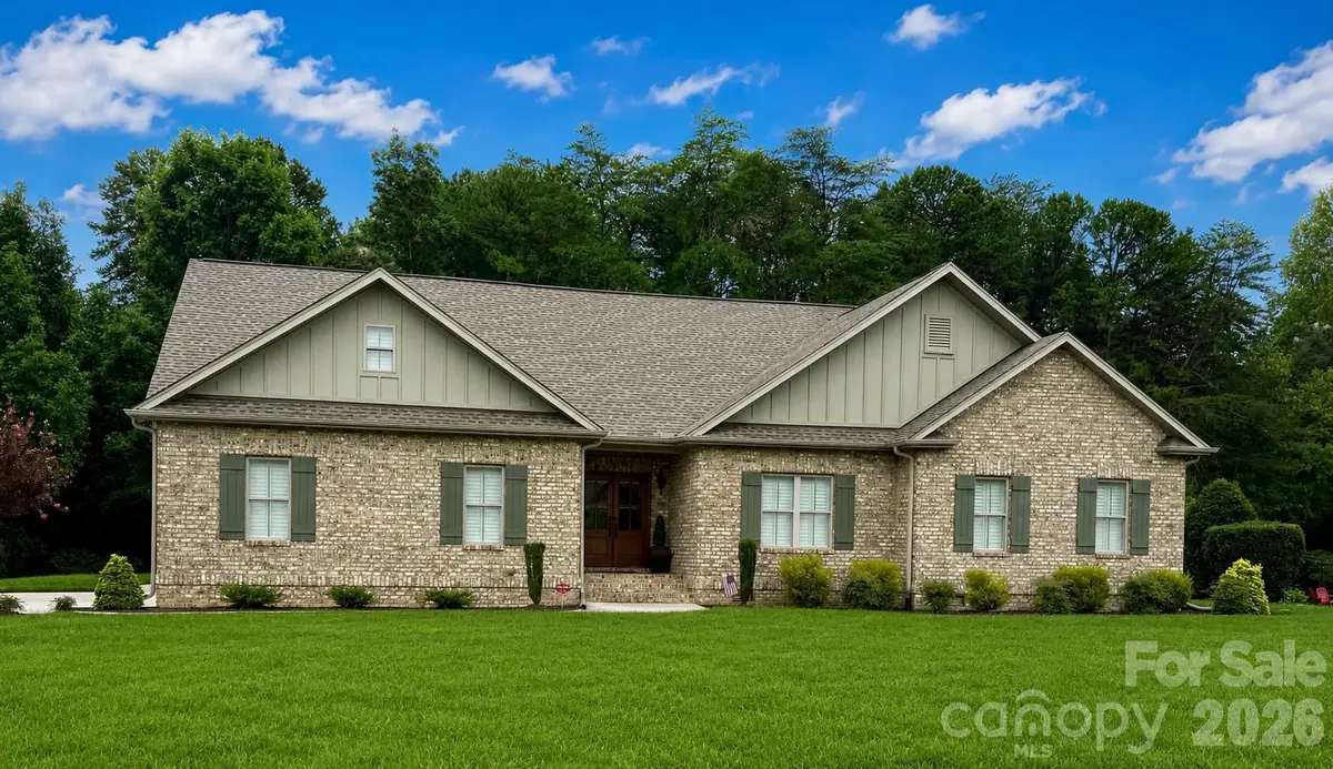 2474 Gateway Lane, Lincolnton, NC 28092 - #1