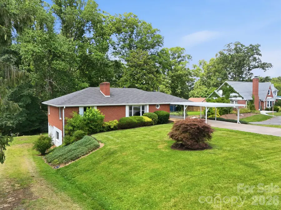 845 Sand Hill Road, Asheville, NC 28806 - #2