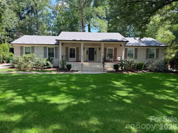 6129 Page Court, Charlotte, NC 28270