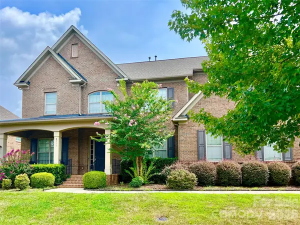 8211 Caesars Head Drive, Waxhaw, NC 28173